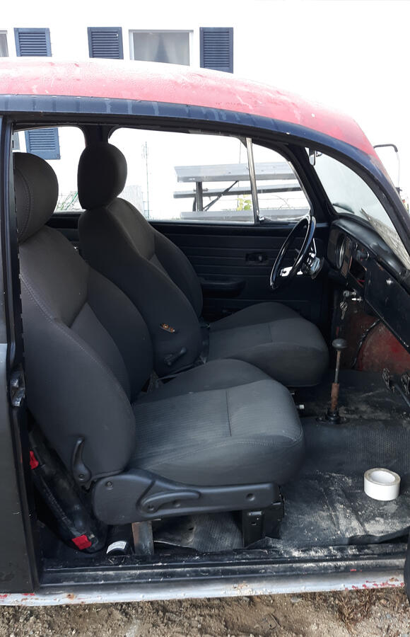 Convertible PT Cruiser Front seats